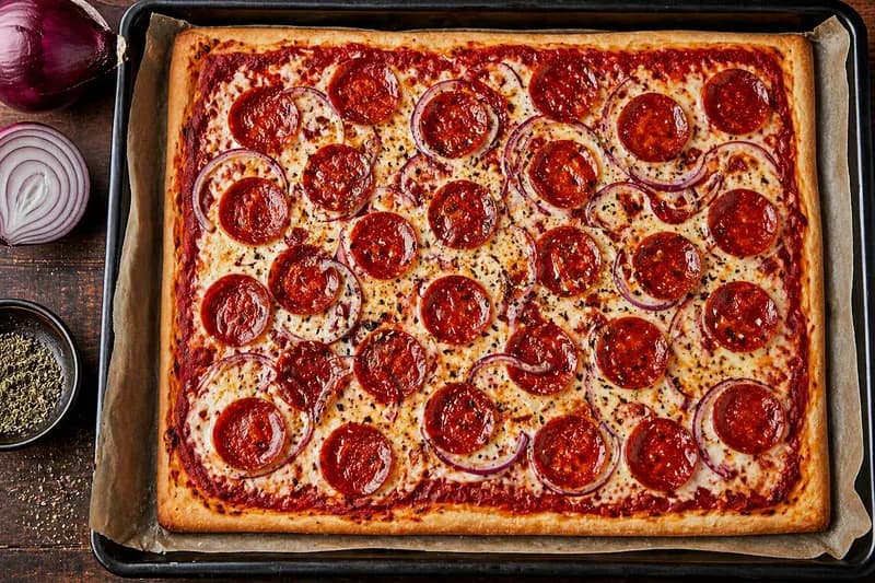 Pepperoni pizza